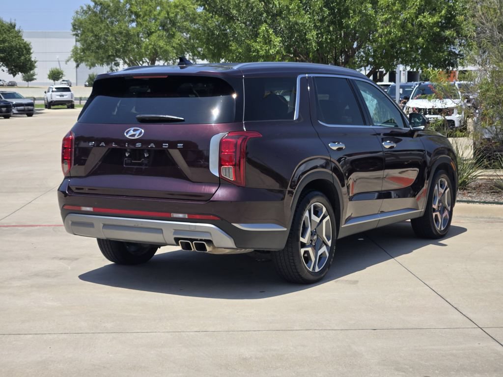 Used 2024 Hyundai Palisade SEL FWD image 4