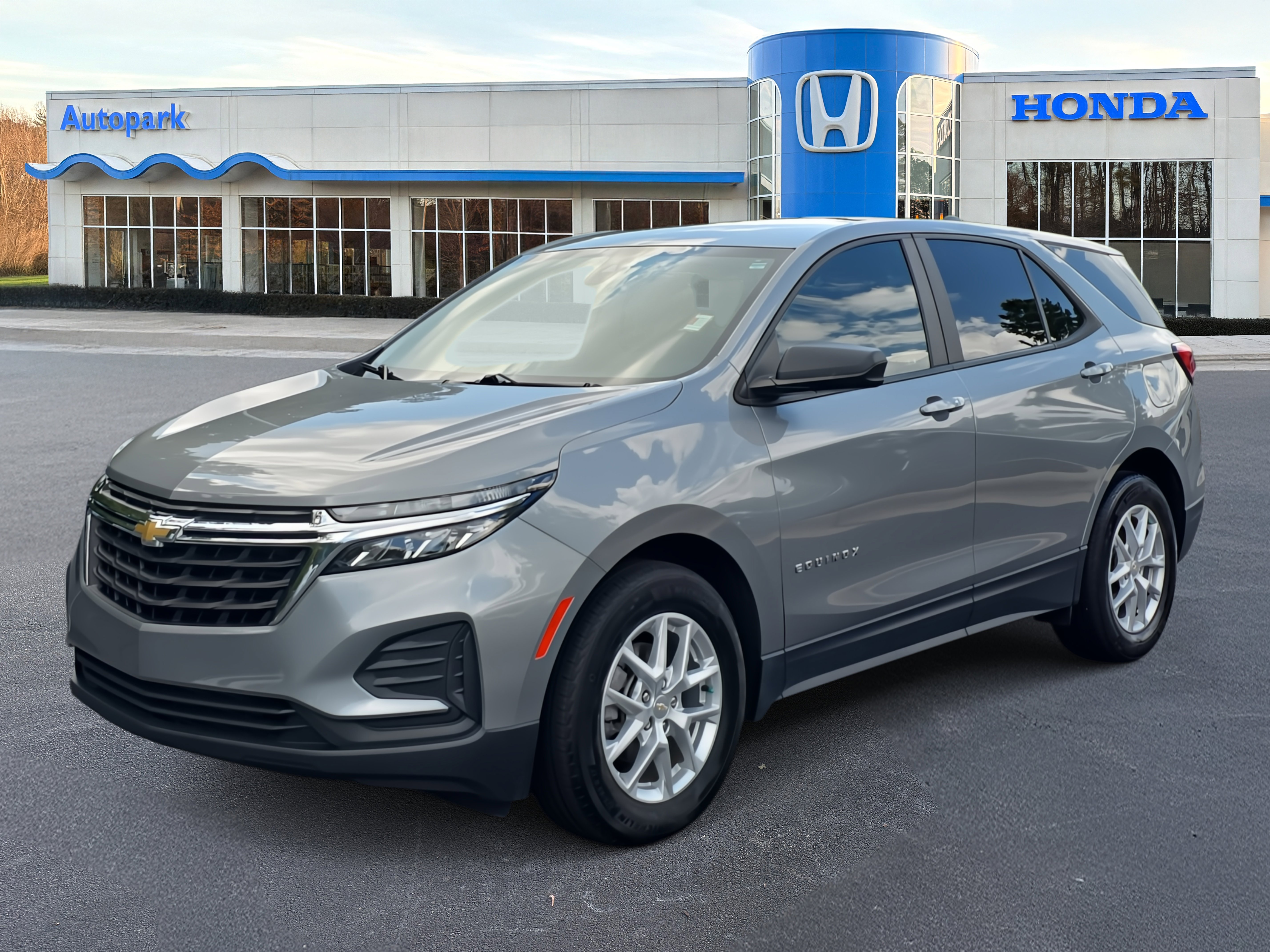 Used 2023 Chevrolet Equinox LS w/ LS Convenience Package