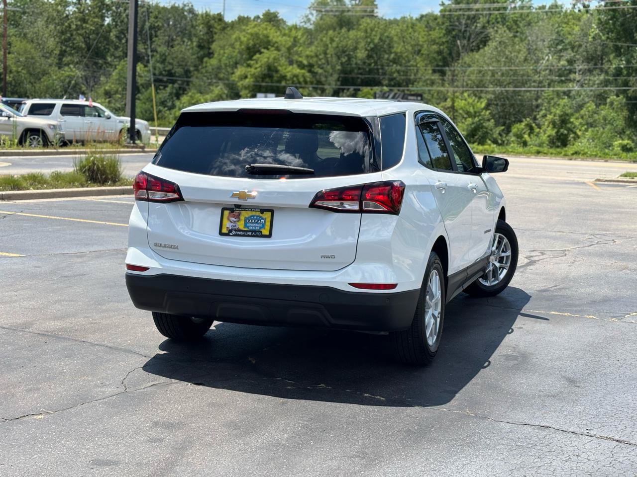 Used 2023 Chevrolet Equinox LS w/ LS Convenience Package AWD/4WD image 8