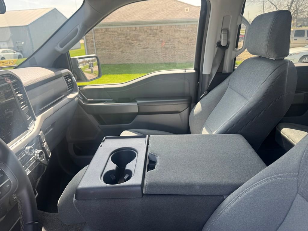 Used 2025 Ford F150 XLT w/ Equipment Group 301A Standard image 18