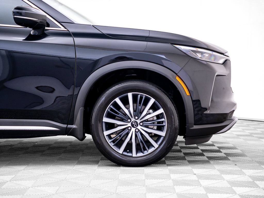 Certified 2023 INFINITI QX60 Sensory w/ Vision Package AWD/4WD image 37