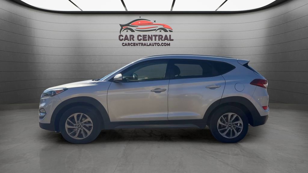 Used 2016 Hyundai Tucson SE w/ Option Group 02 image 2