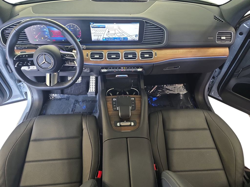 Certified 2025 Mercedes-Benz GLS 450 4MATIC image 10