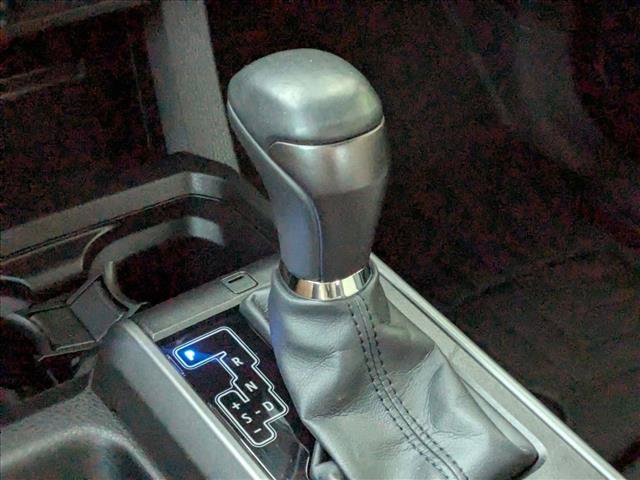 Used 2022 Toyota Tacoma TRD Sport image 12