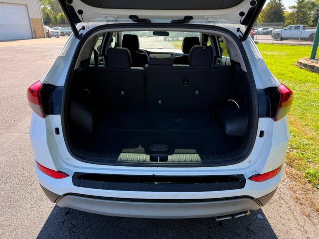 Used 2017 Hyundai Tucson Night AWD/4WD image 3
