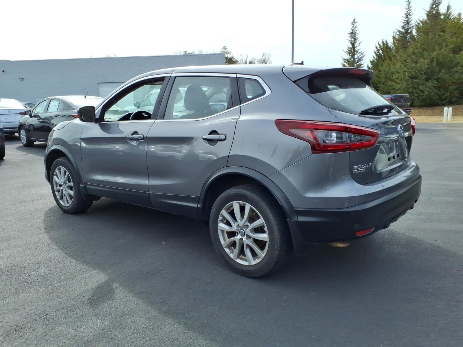 Used 2020 Nissan Rogue Sport S w/ Appearance Package FWD image 23
