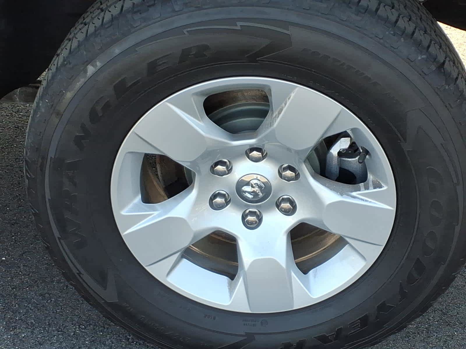 Used 2023 RAM 1500 Big Horn AWD/4WD image 9