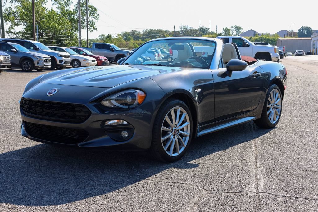 Used 2019 FIAT 124 Spider Lusso RWD image 6