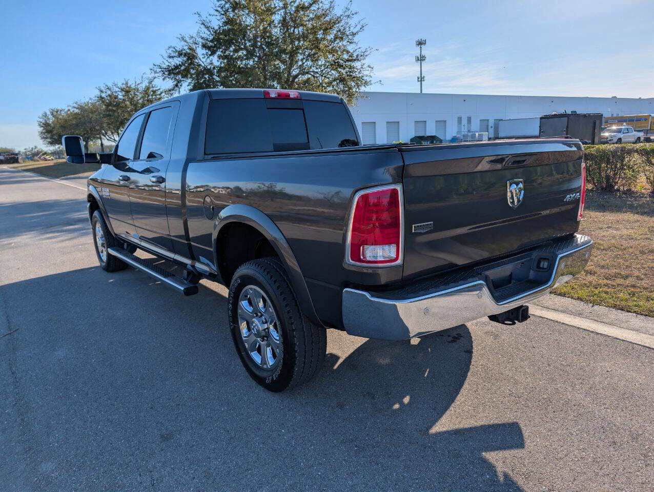 Used 2016 RAM 2500 Laramie w/ Convenience Group image 10