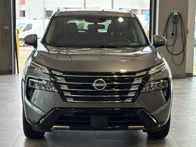 Used 2024 Nissan Rogue Platinum w/ Platinum Premium Package FWD image 10