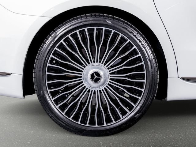 Used 2025 Mercedes-Benz Maybach S 680 4MATIC image 14