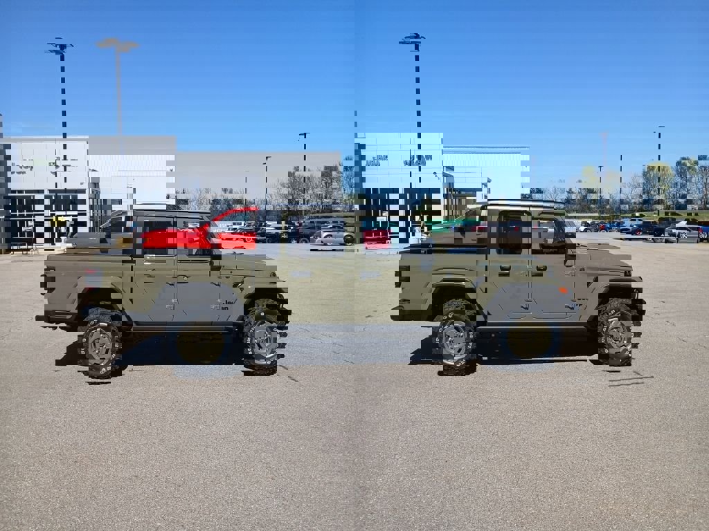 New 2026 Jeep Gladiator Willys image 9