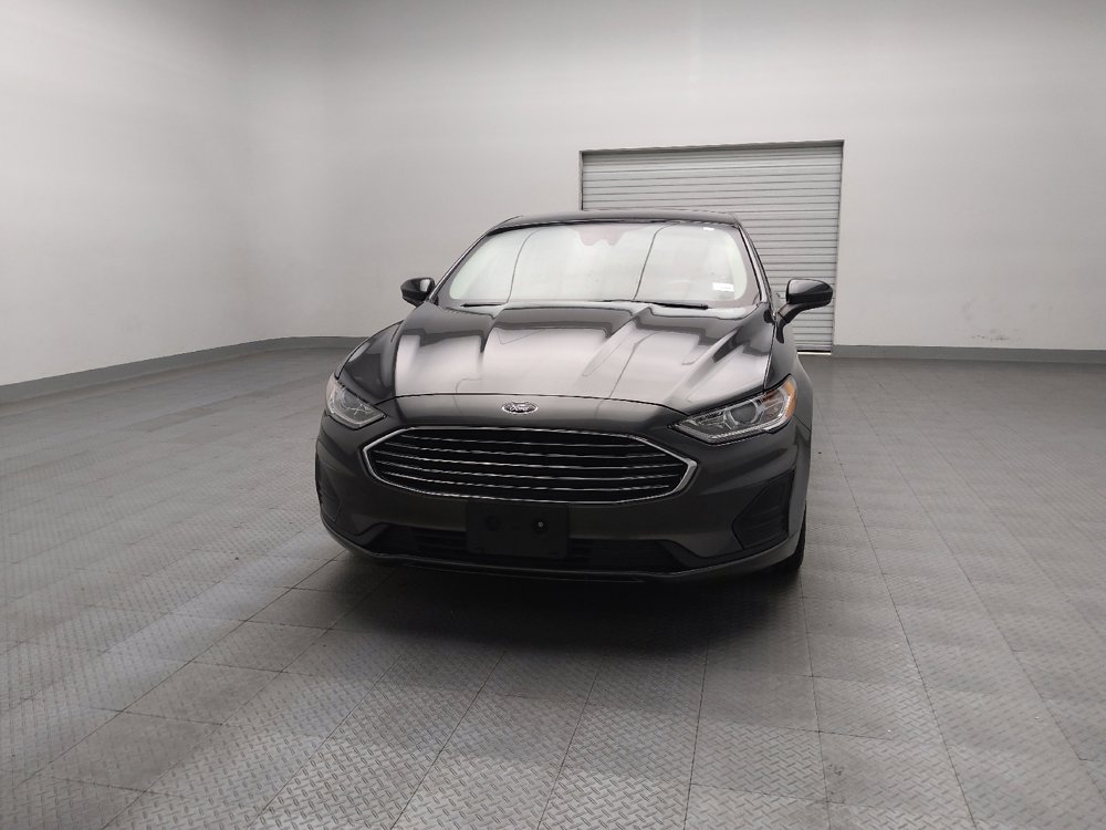 Used 2020 Ford Fusion SE image 15