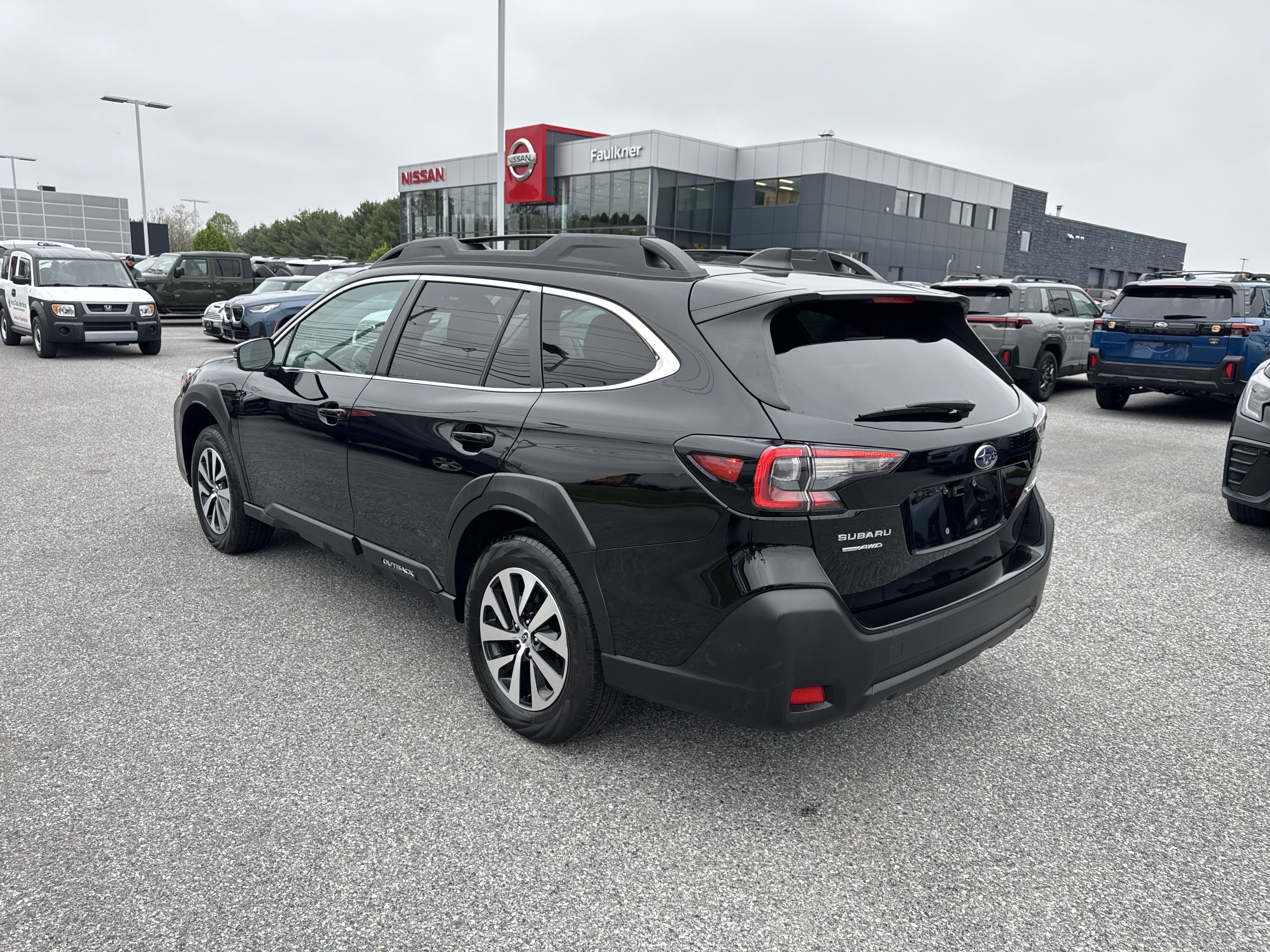Certified 2023 Subaru Outback Premium AWD/4WD image 19