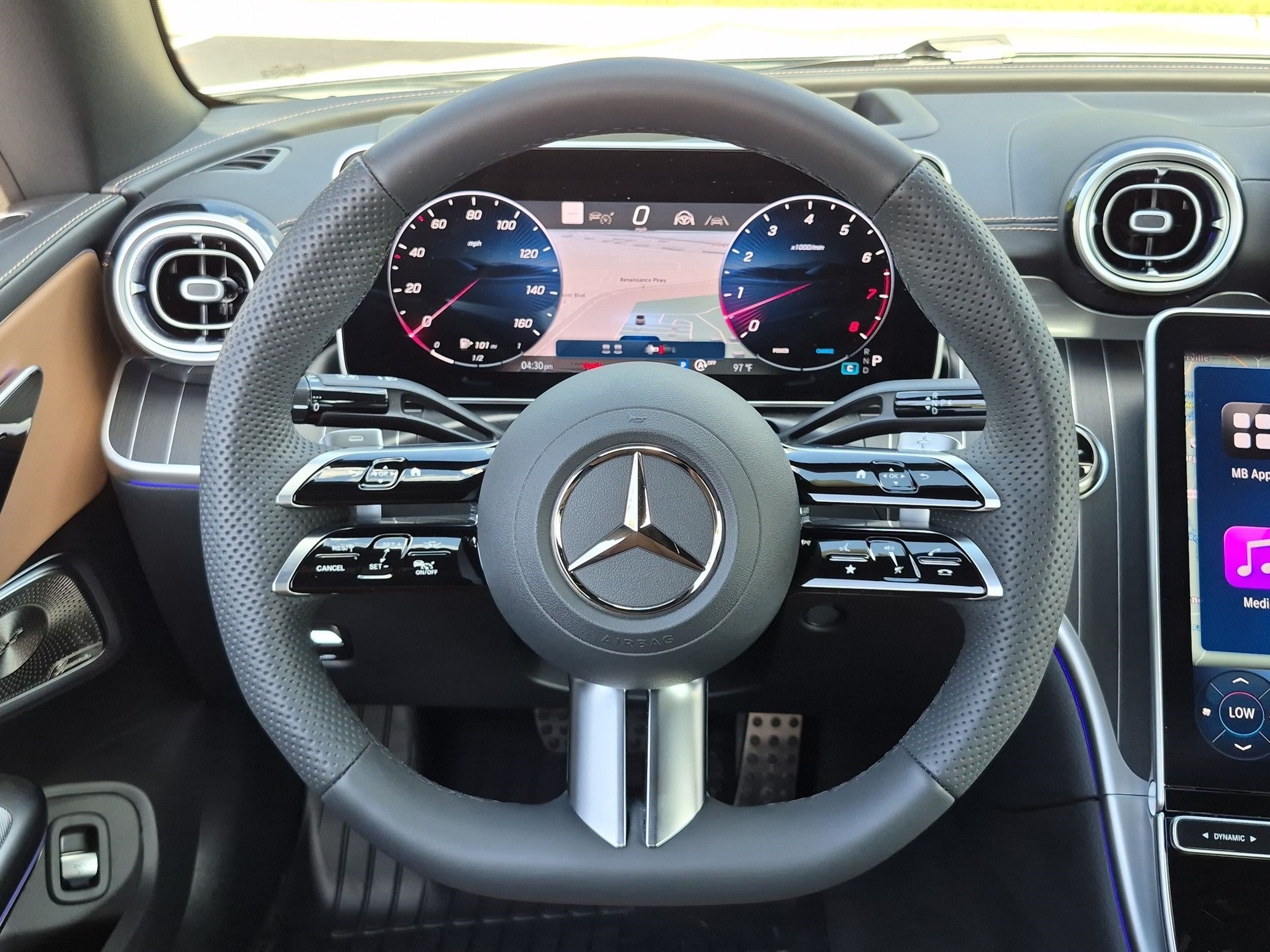 Used 2026 Mercedes-Benz CLE 450 4MATIC Cabriolet image 18