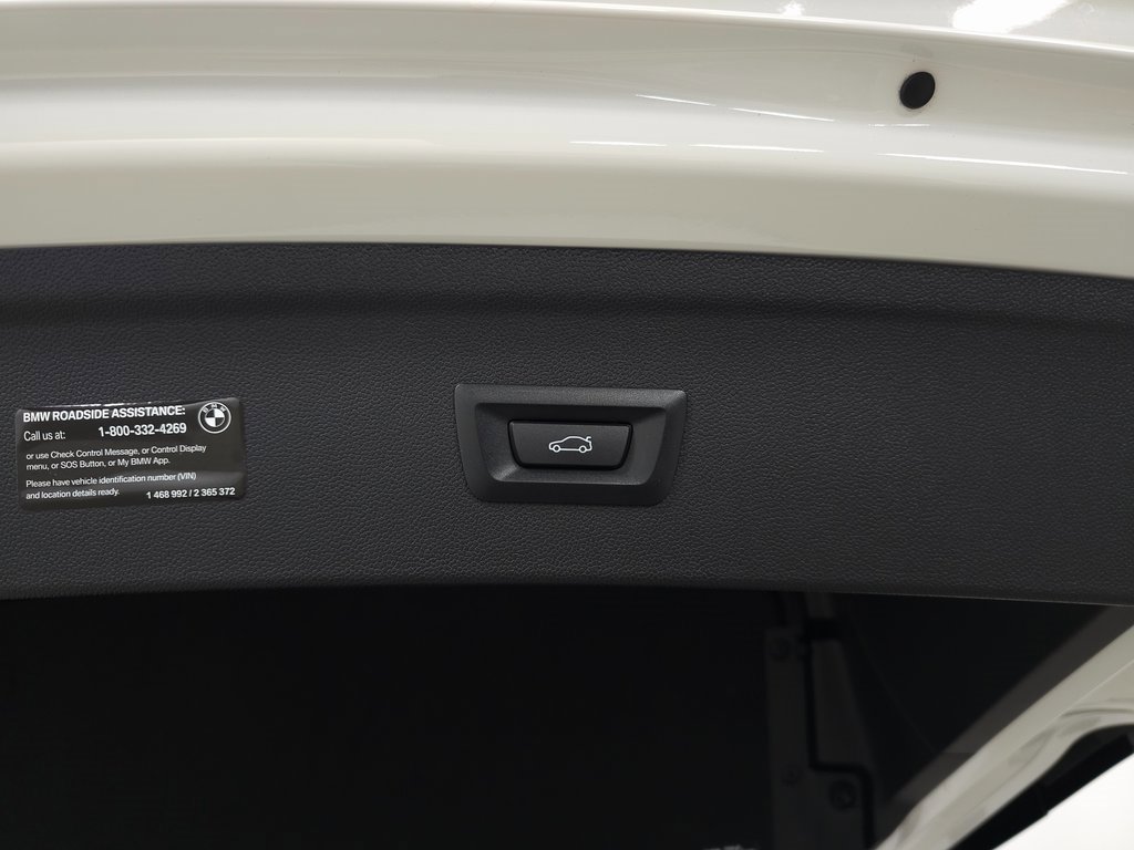 Certified 2025 BMW iX xDrive50 w/ Convenience Package image 10