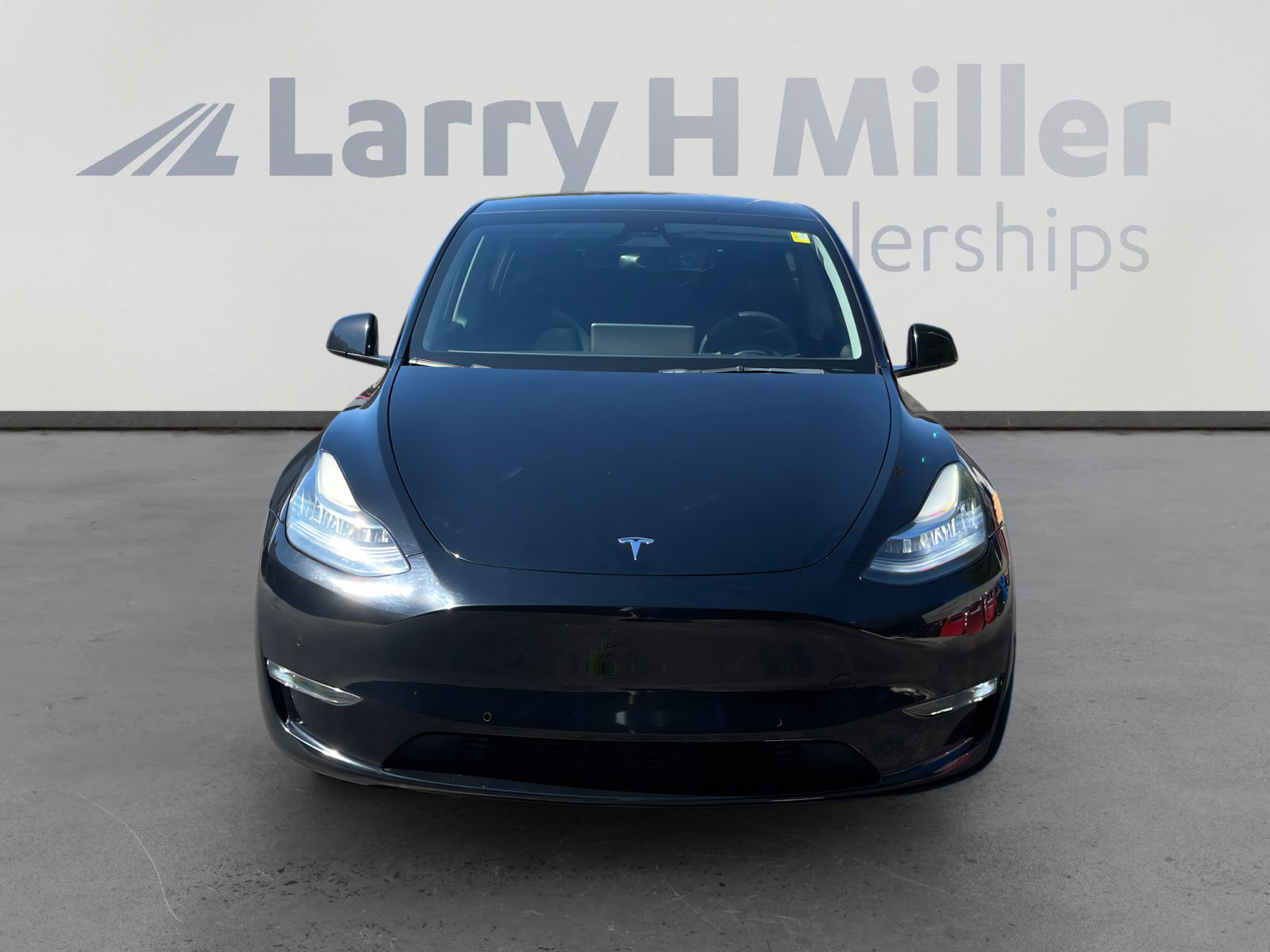 Used 2022 Tesla Model Y Long Range AWD/4WD image 8