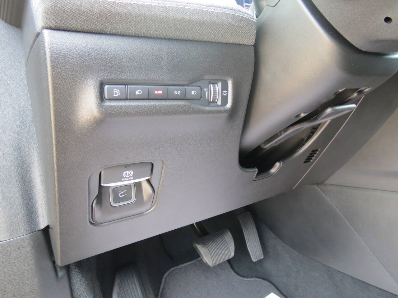 New 2026 Jeep Cherokee Laredo AWD/4WD image 8