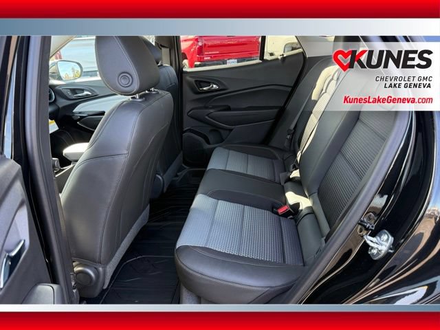New 2026 Chevrolet Trax LT w/ Driver Confidence Package FWD image 16