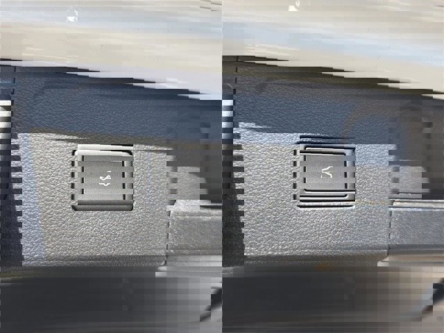 New 2026 Volkswagen Atlas SE image 28