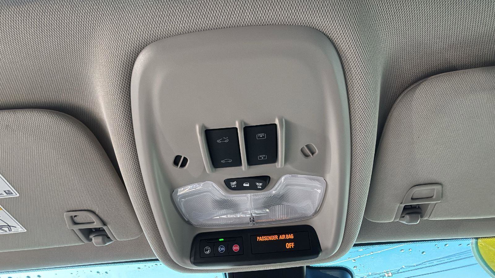 Used 2024 Buick Encore GX Sport Touring w/ Experience Buick Package image 17