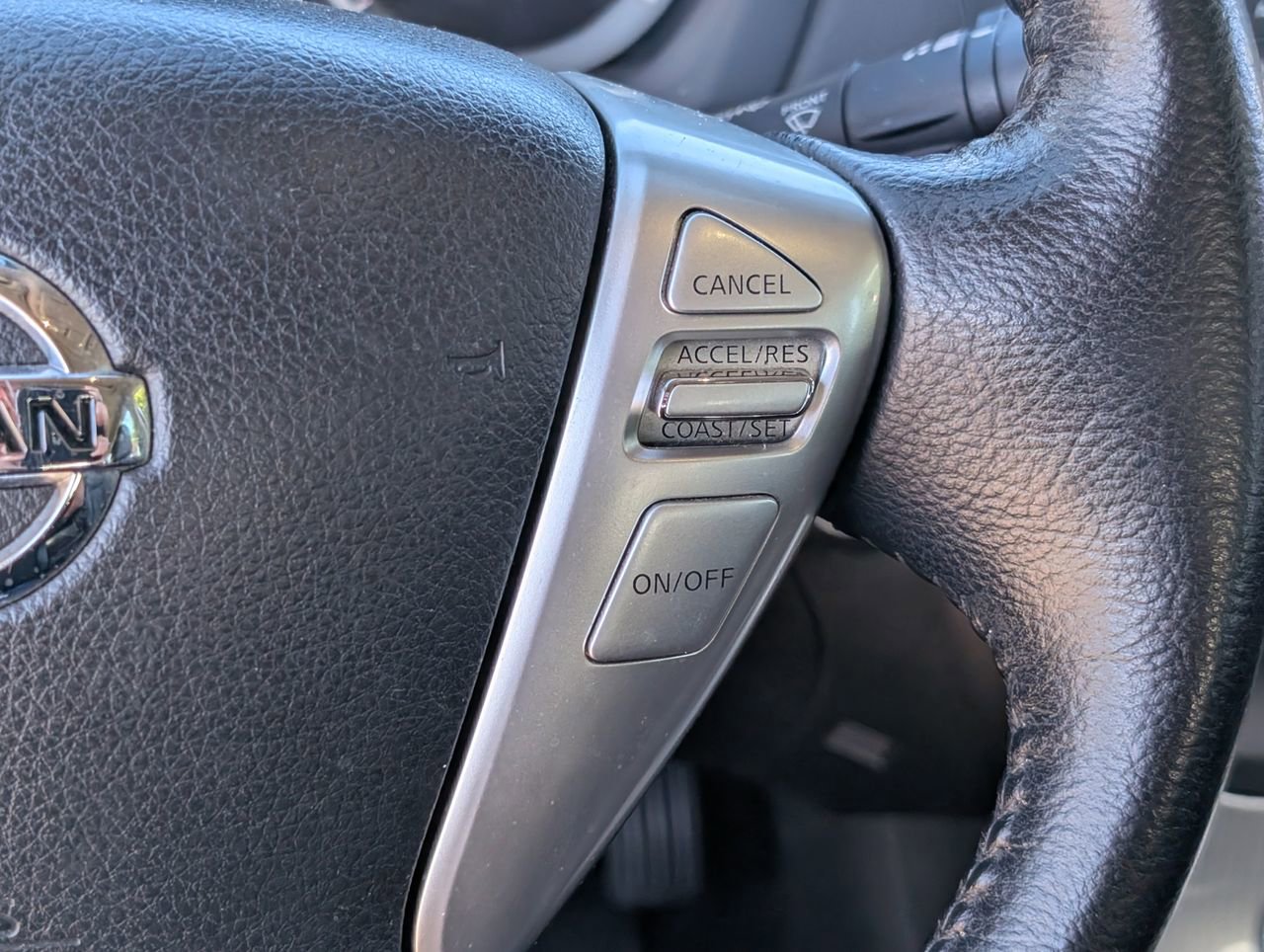 Used 2015 Nissan Sentra SR w/ SR Premium Package image 23