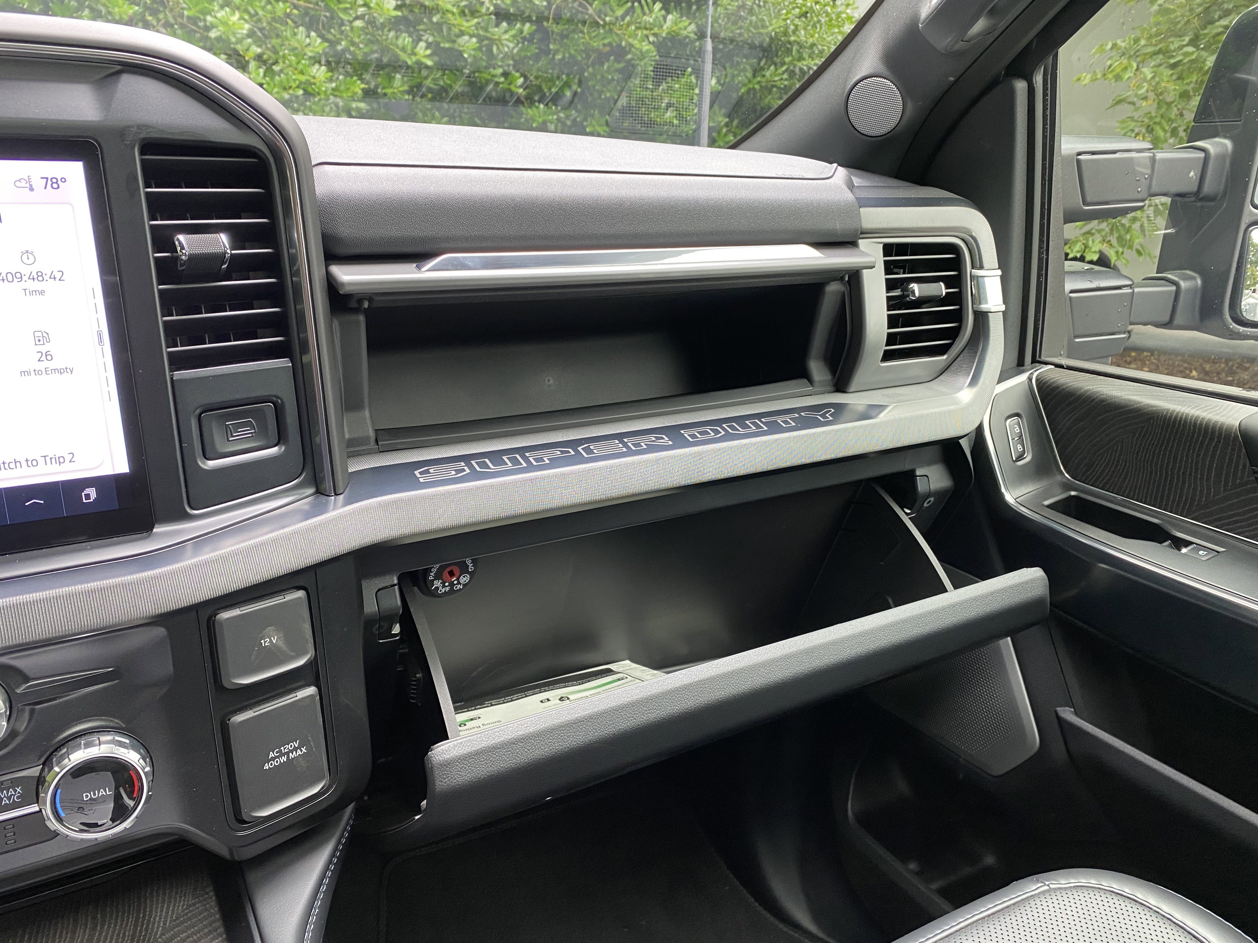 Used 2025 Ford F450 Platinum w/ FX4 Off-Road Package AWD/4WD image 33