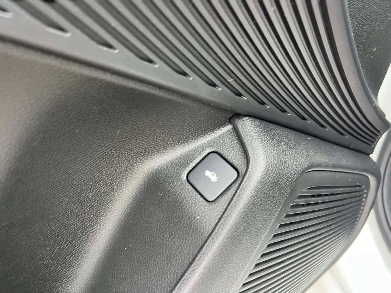 Used 2023 Acura TLX FWD image 16