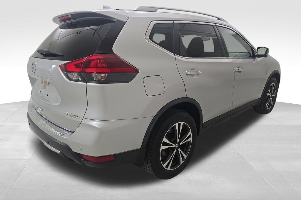 Used 2019 Nissan Rogue SV w/ Premium Package AWD/4WD image 9