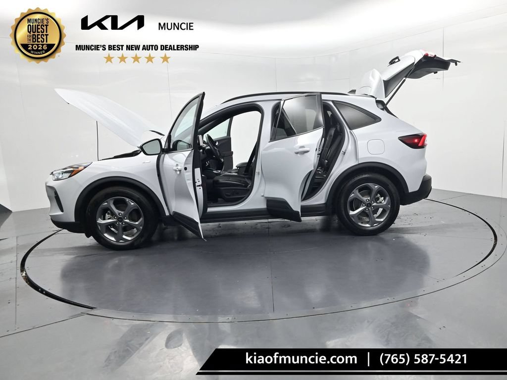 Used 2025 Ford Escape ST-Line FWD image 57