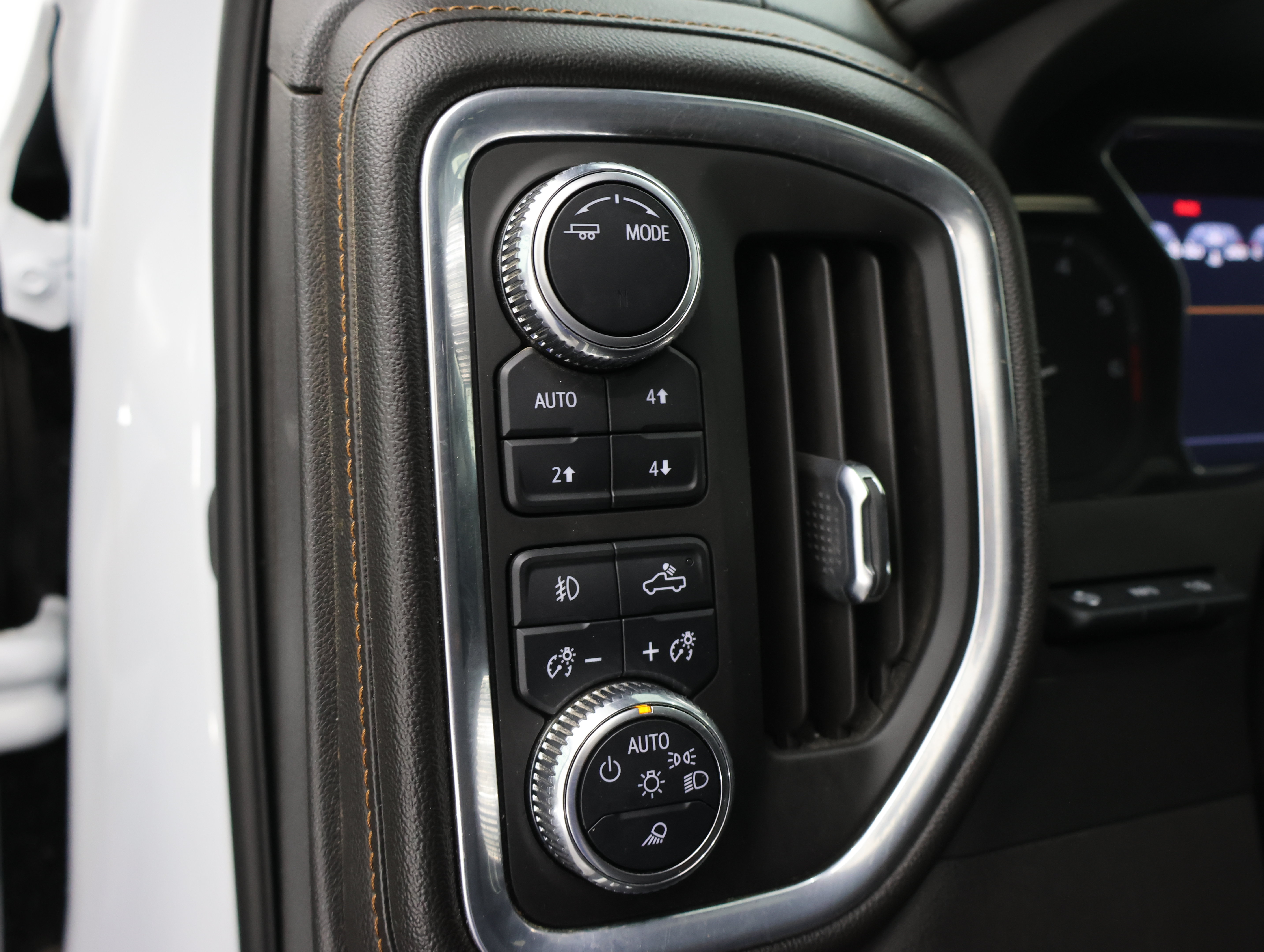 Used 2022 GMC Sierra 1500 AT4 w/ AT4 Premium Package AWD/4WD image 55