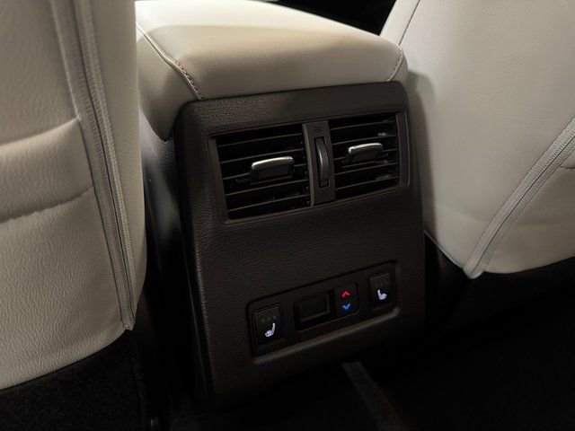 New 2026 Mitsubishi Outlander SEL FWD image 23
