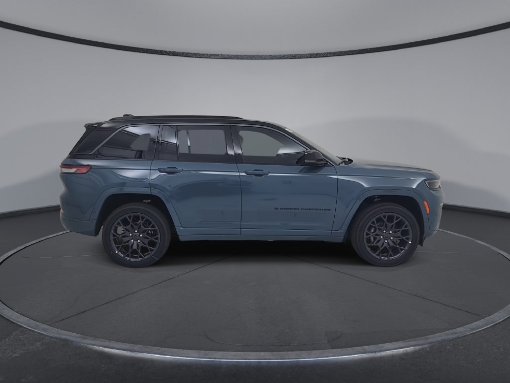 New 2027 Jeep Grand Cherokee Summit AWD/4WD image 17