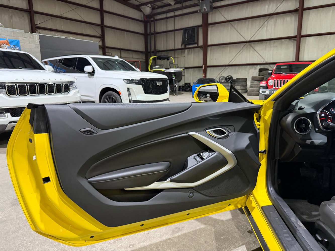 Used 2017 Chevrolet Camaro SS RWD image 22