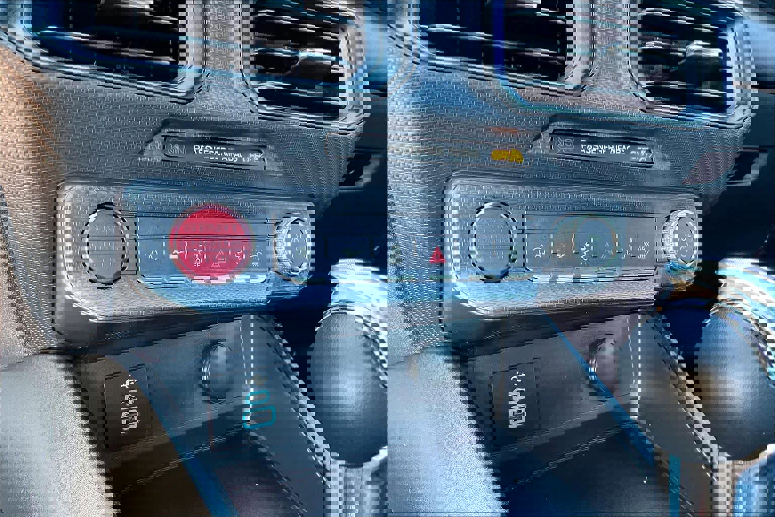 Used 2024 Ford Mustang Coupe image 30