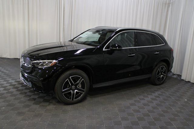New 2026 Mercedes-Benz GLC 300 4MATIC image 3