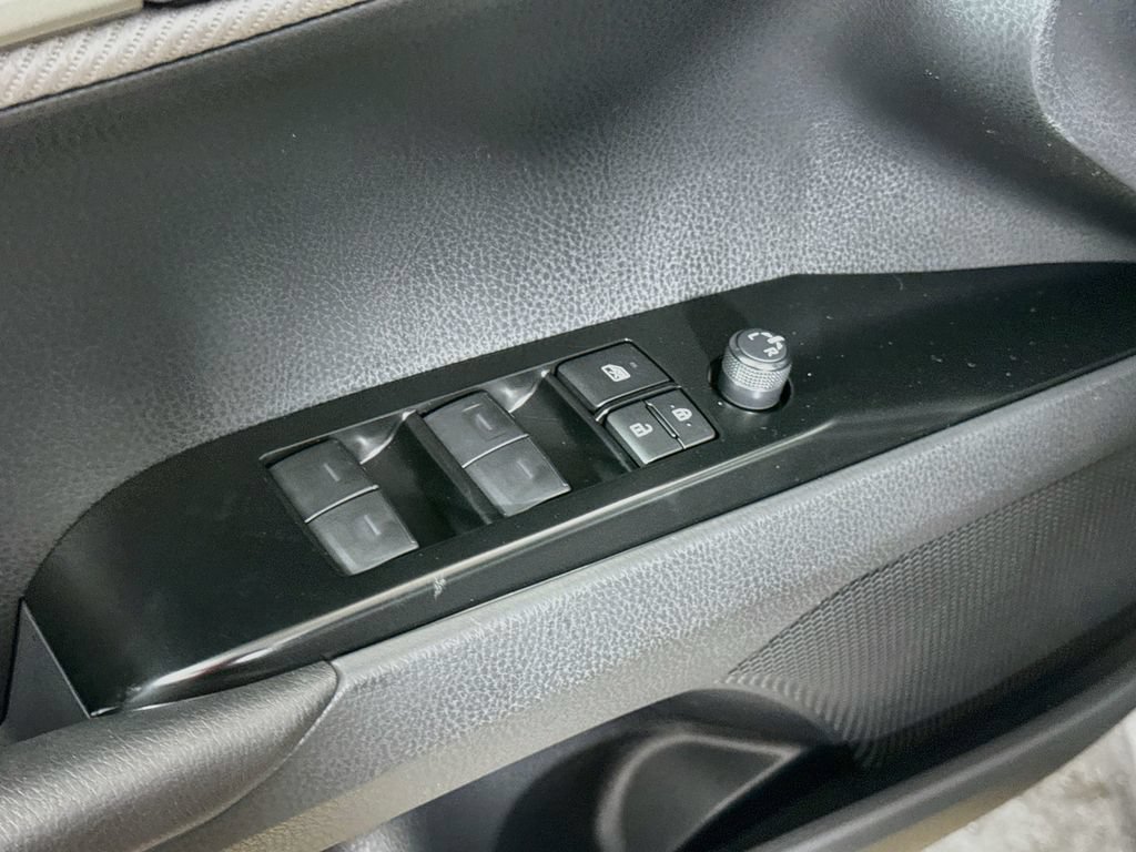 New 2026 Toyota Camry SE FWD image 17