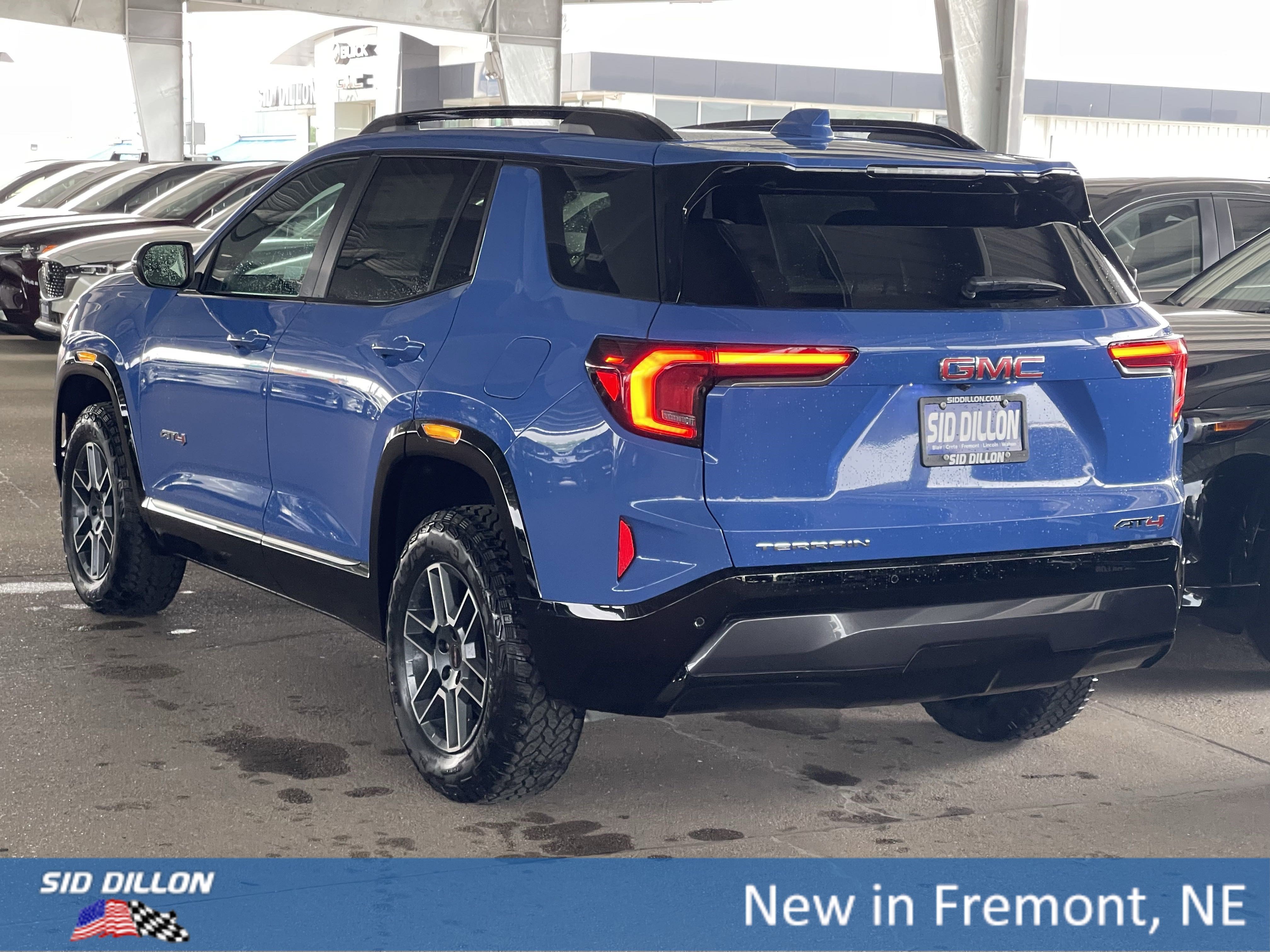 New 2026 GMC Terrain AT4 w/ Convenience Package III image 17