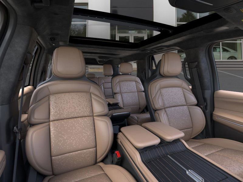 New 2025 Lincoln Navigator L Black Label image 14
