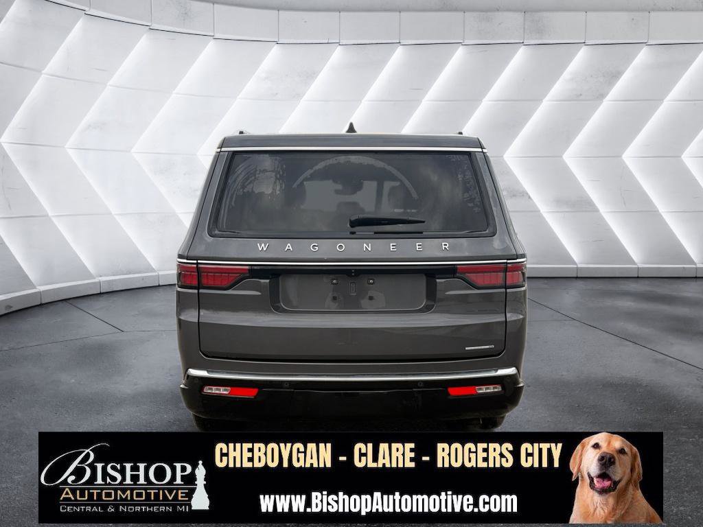 Used 2024 Jeep Wagoneer L Series III w/ Flexible Seating Group image 17