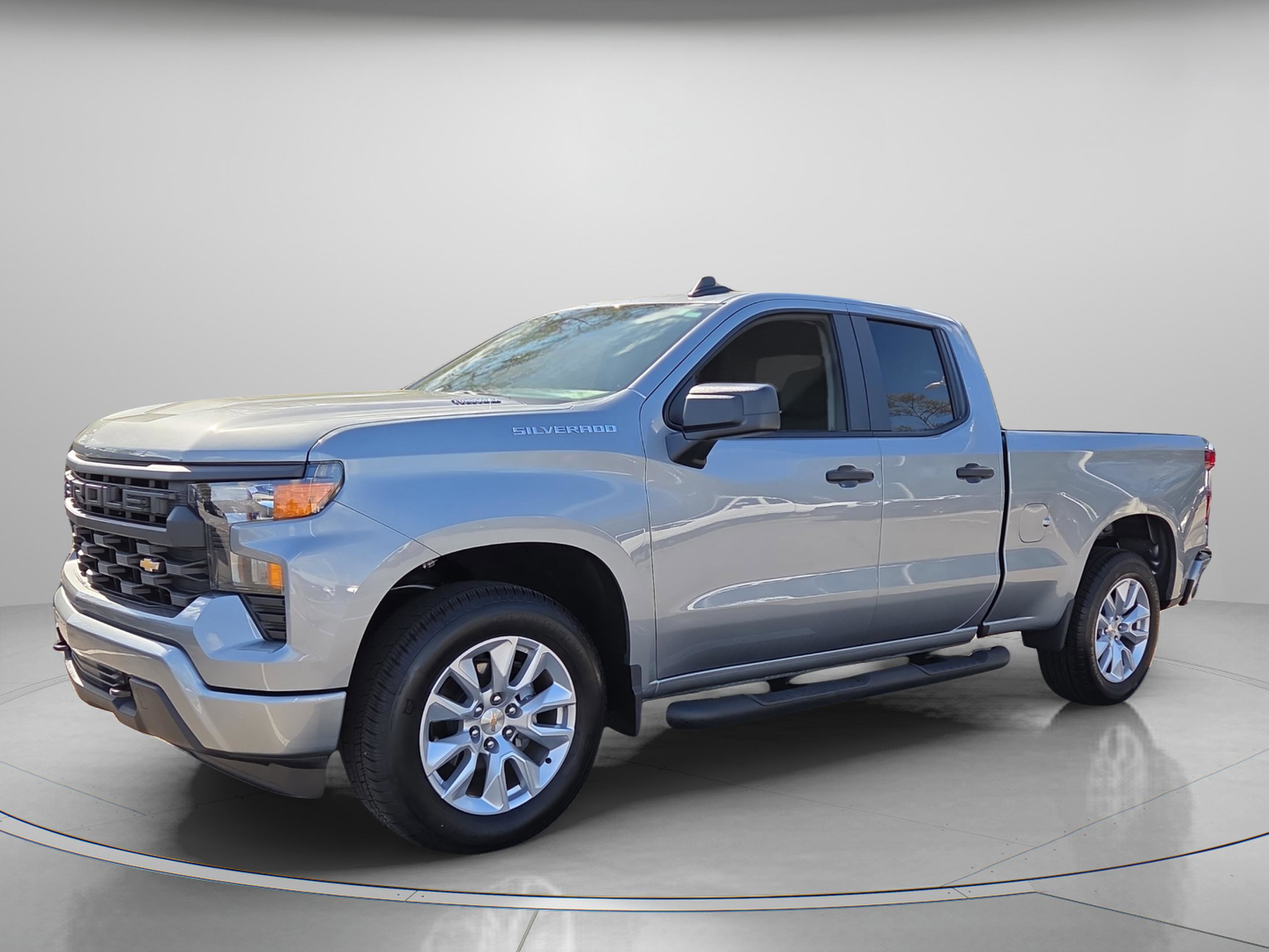 New 2026 Chevrolet Silverado 1500 Custom image 2