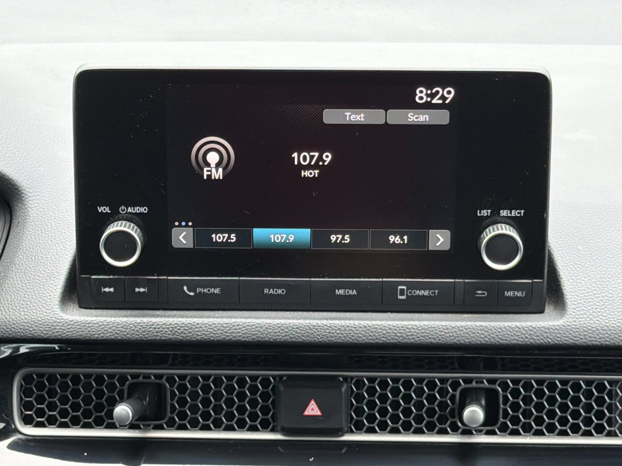 Used 2024 Honda Civic Sport image 3