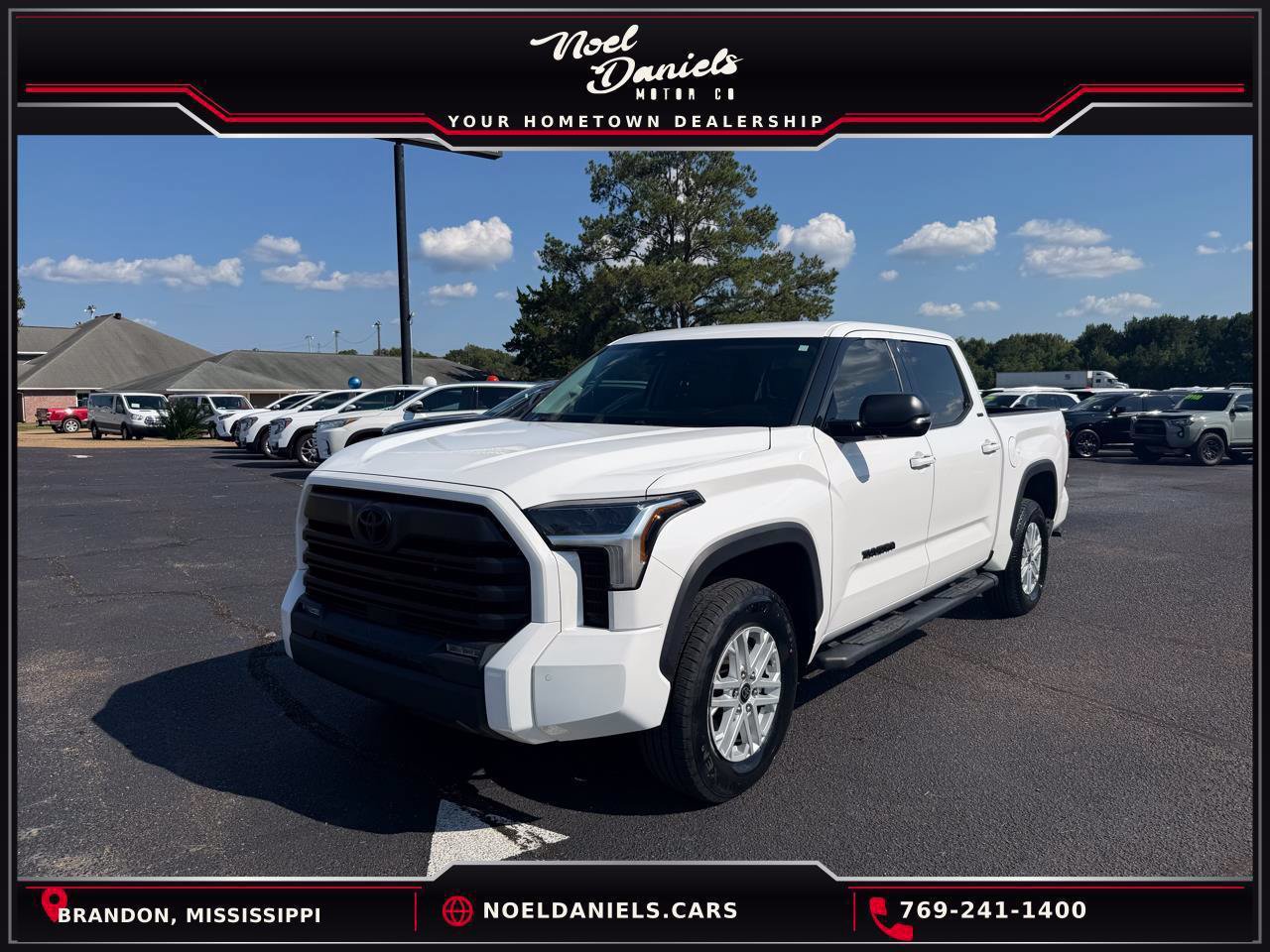 Used 2023 Toyota Tundra SR5 w/ SR5 Premium Package AWD/4WD image 1