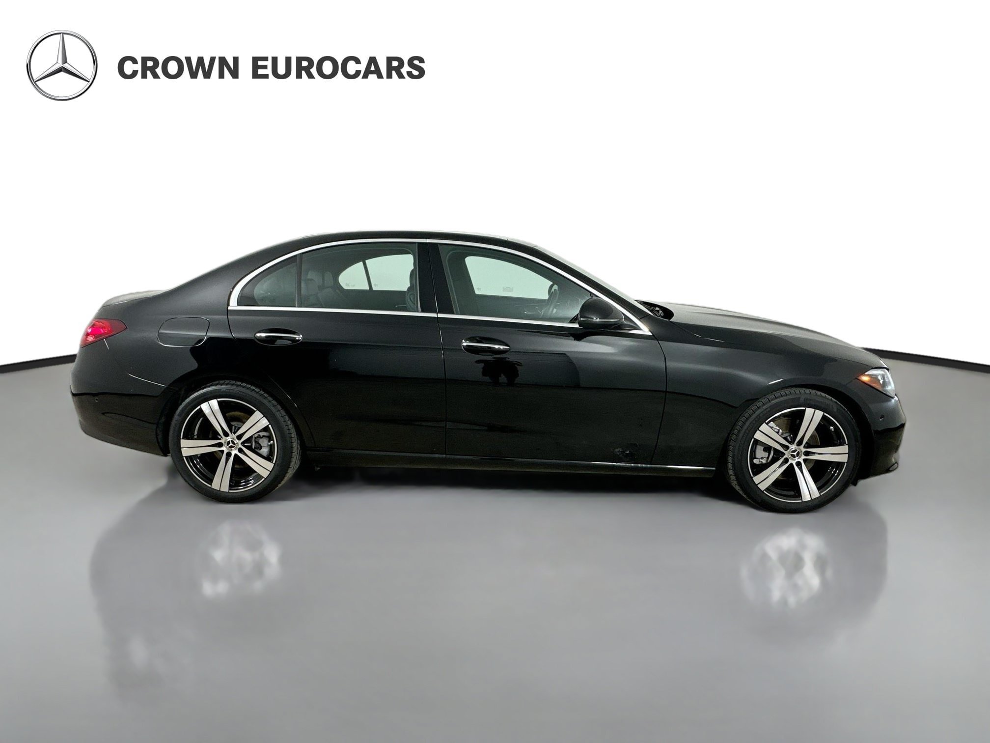Certified 2025 Mercedes-Benz C 300 4MATIC Sedan image 4