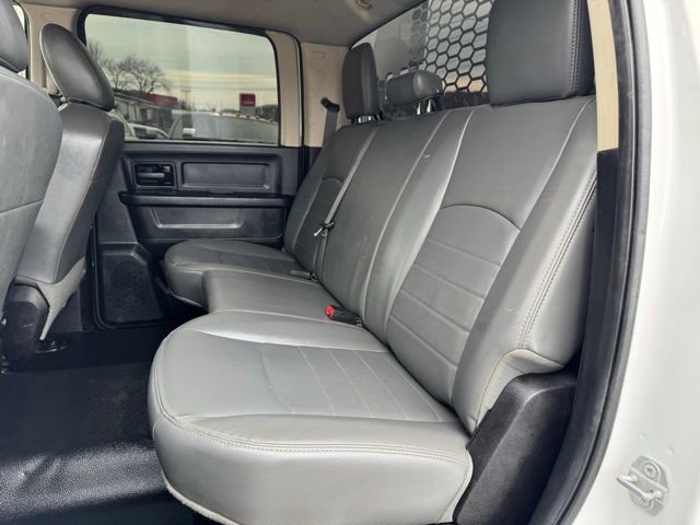 Used 2018 RAM 3500 Tradesman w/ Chrome Appearance Group image 12
