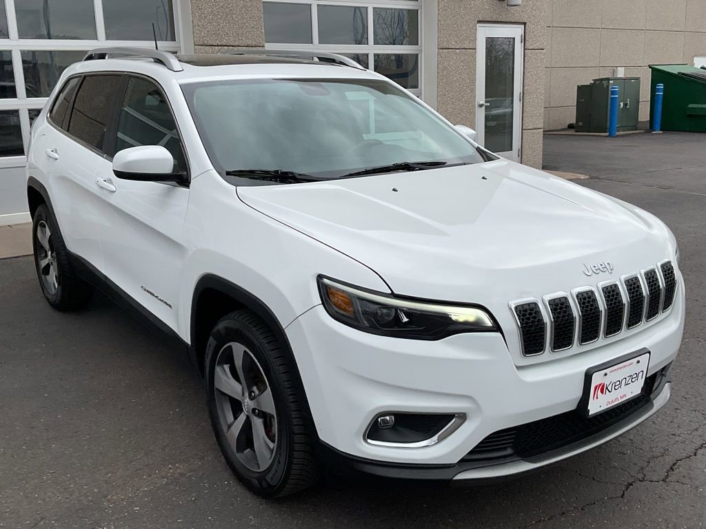 Used 2020 Jeep Cherokee Limited w/ Luxury Group AWD/4WD image 3