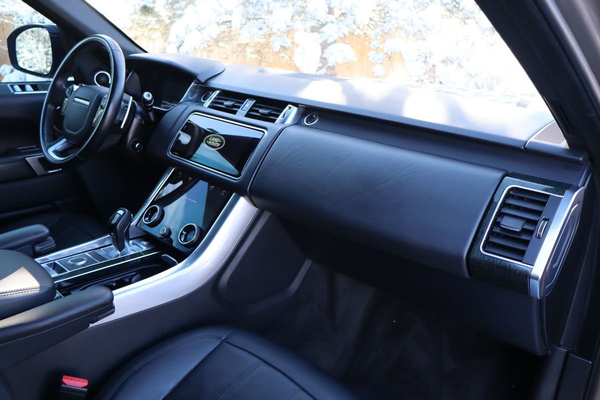 Used 2021 Land Rover Range Rover Sport HSE Dynamic image 17