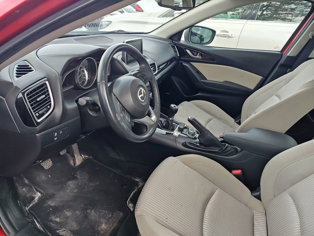 Used 2016 MAZDA MAZDA3 i Touring w/ Popular Equipment Package FWD image 7