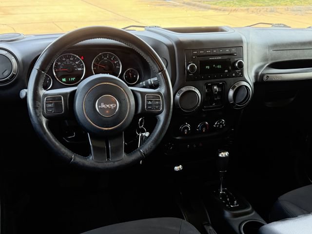 Used 2018 Jeep Wrangler Unlimited Sport S AWD/4WD image 12