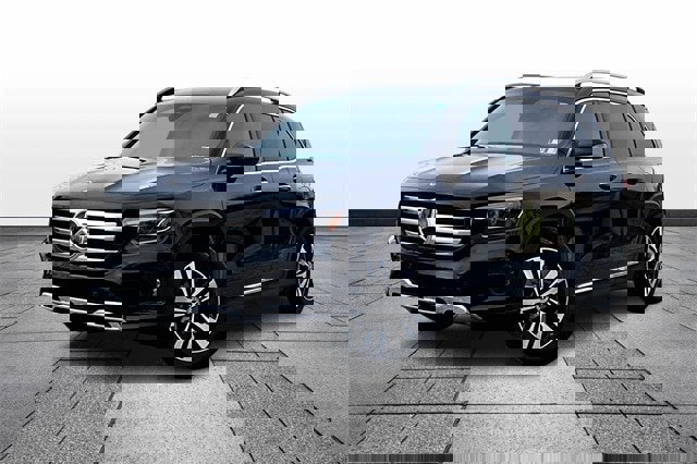 Certified 2025 Mercedes-Benz GLB 250 4MATIC image 2